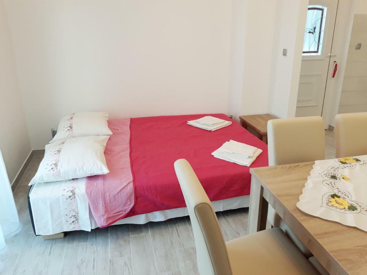 Apartmani Vinko Bol Zewnętrze zdjęcie