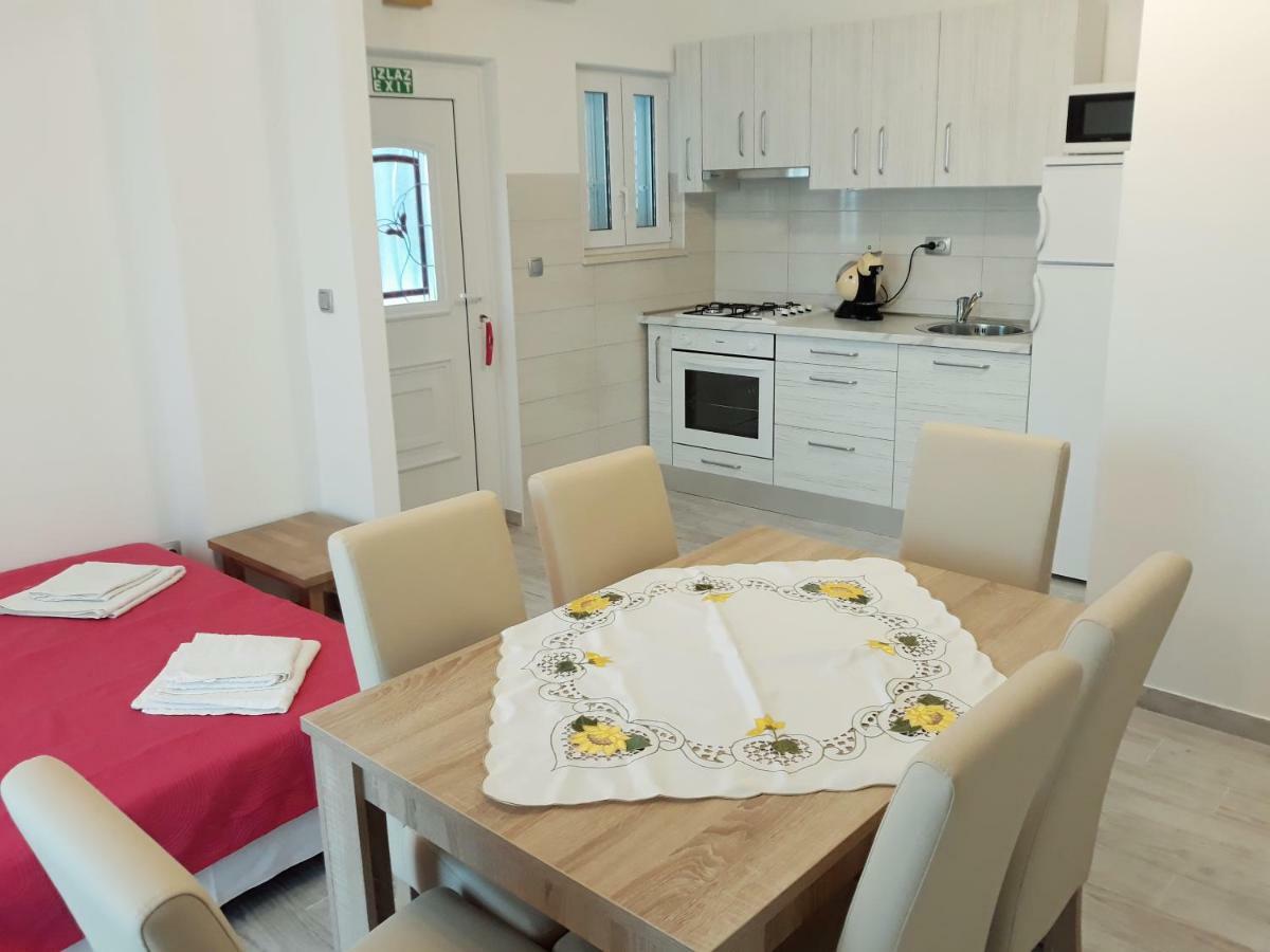 Apartmani Vinko Bol Zewnętrze zdjęcie